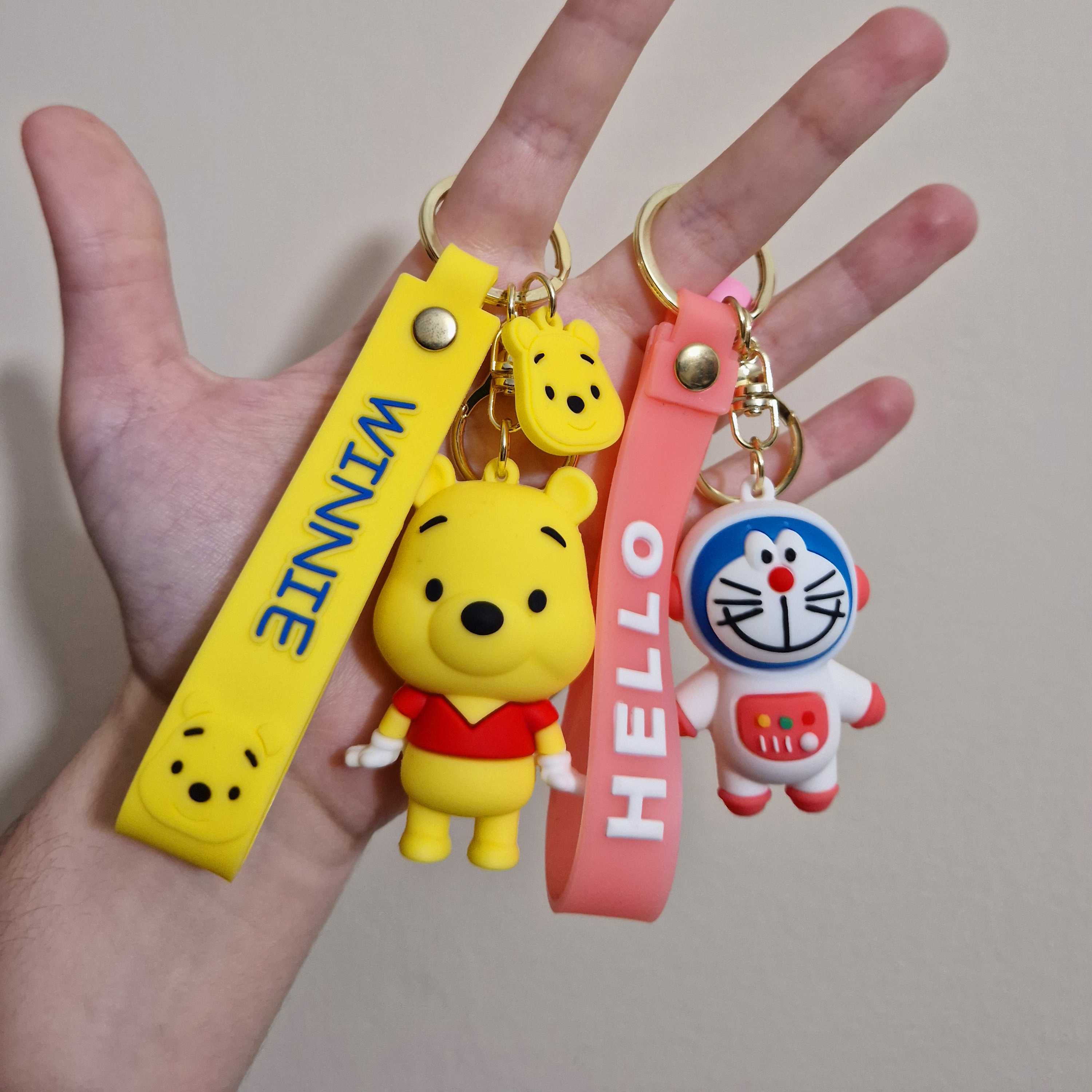 Porta-chaves NOVO Doraemon e Winnie the Pooh (Keychain) PORTES GRÁTIS