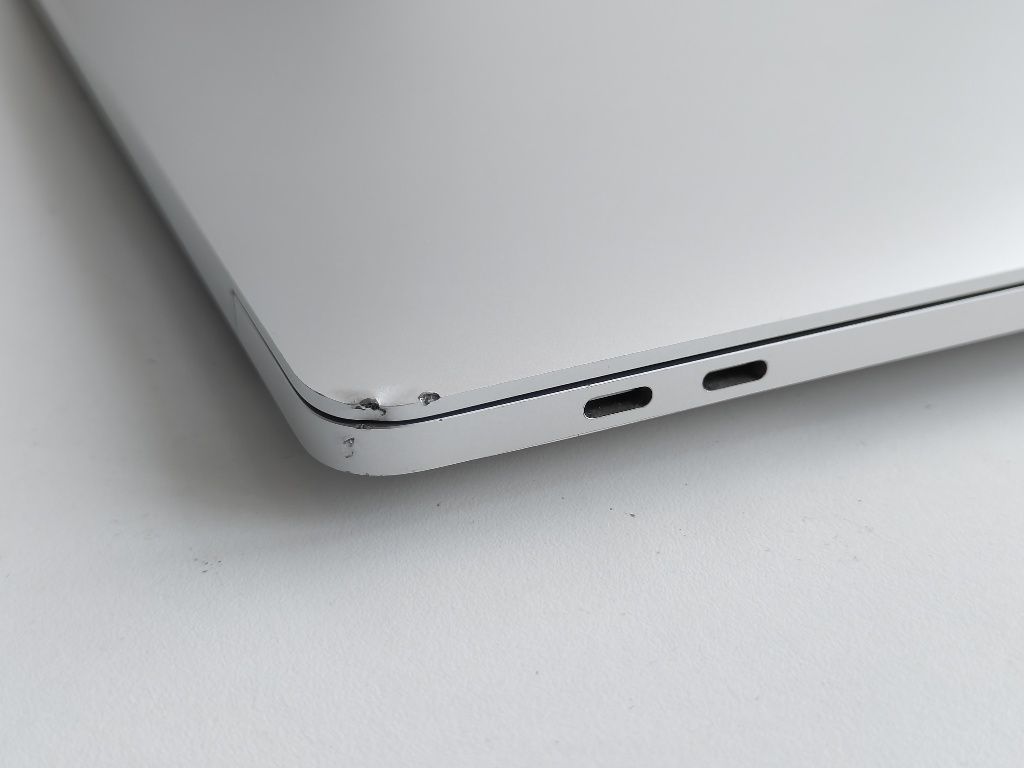 Apple MacBook Pro 16" 2021 a2141 (i9 /16Gb /1 Tb) Silver