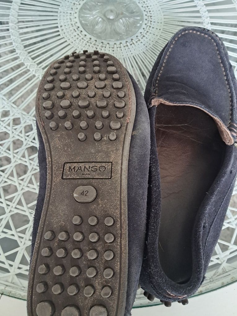 Granatowe skórzane mokasyny 42 Mango