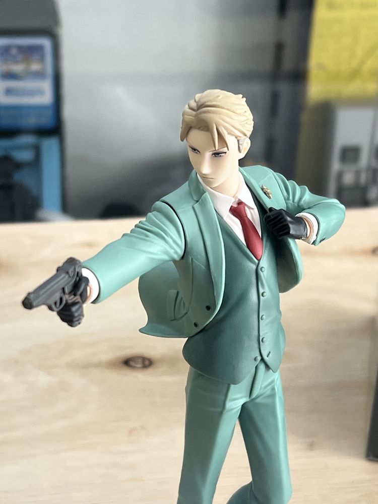 Figure Agent Twilight Loid Forger Spy X Family
