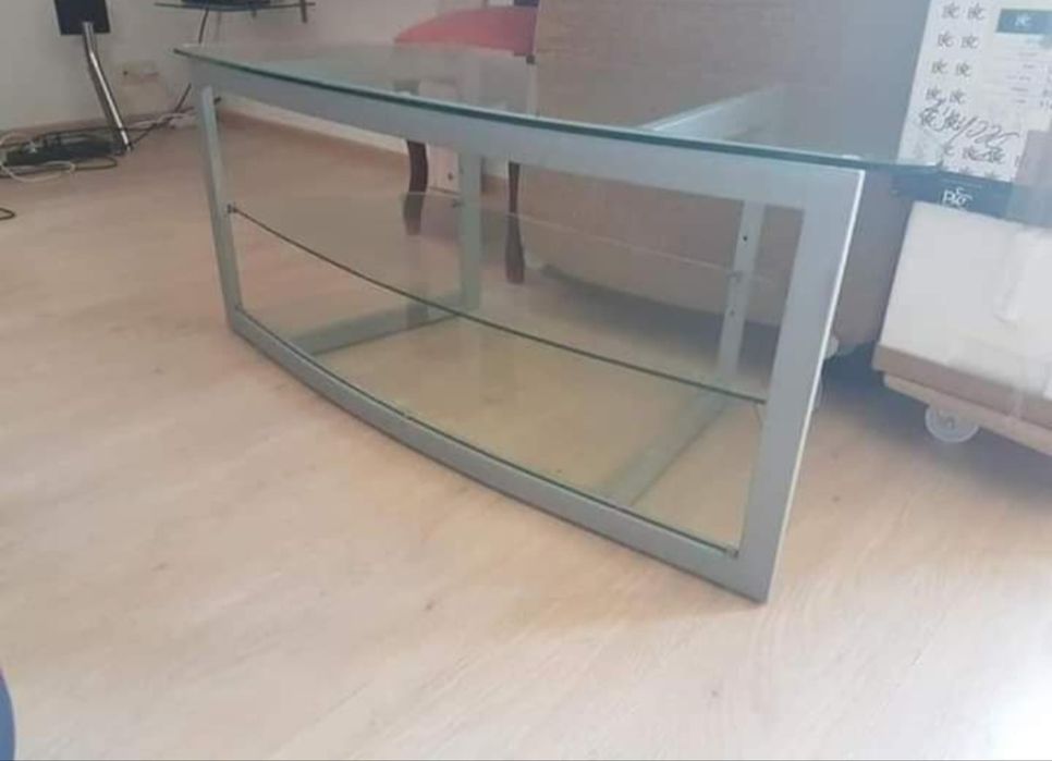 Stoliki metalowo szklane