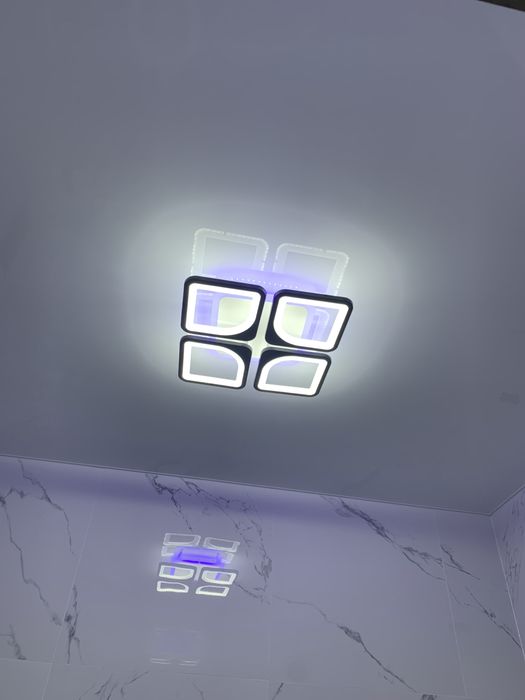 Натяжные потолки от 150 грн/м2 люстра в Подарок