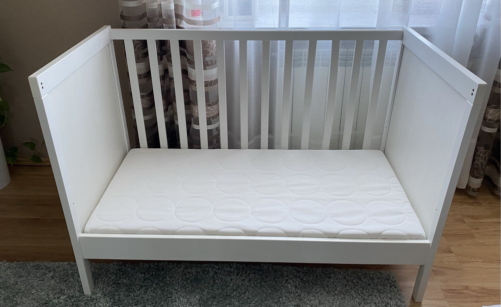 Sprzedam łóżeczko dziecięce Sundvik 120x60  materac