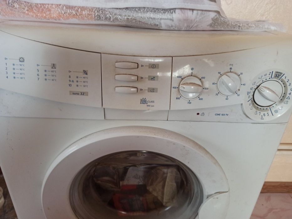 Пральна машина Candy в неробочому стані