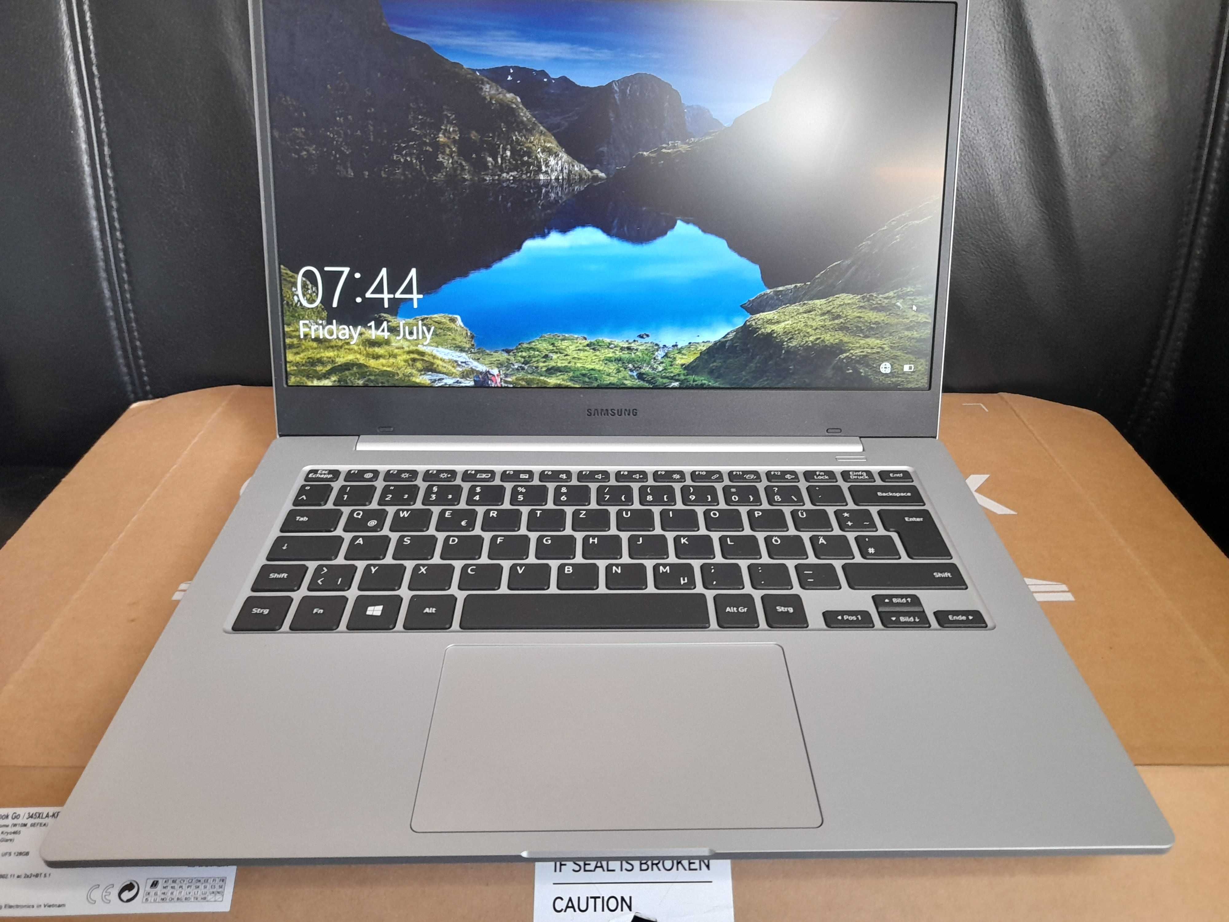 KOMUNIA PREZENT  laptop Samsung Galaxy book Go 14