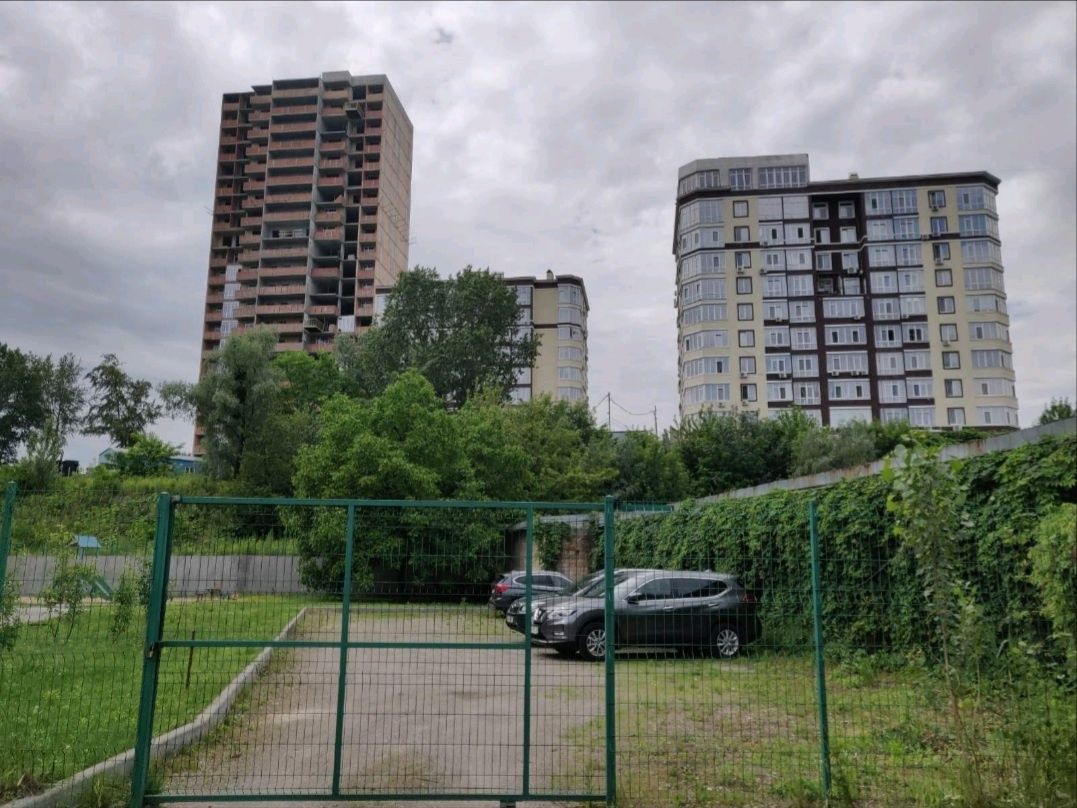 Продажа участка,Голосеевский,центр,Байкальская,10 соток,закрытая терр