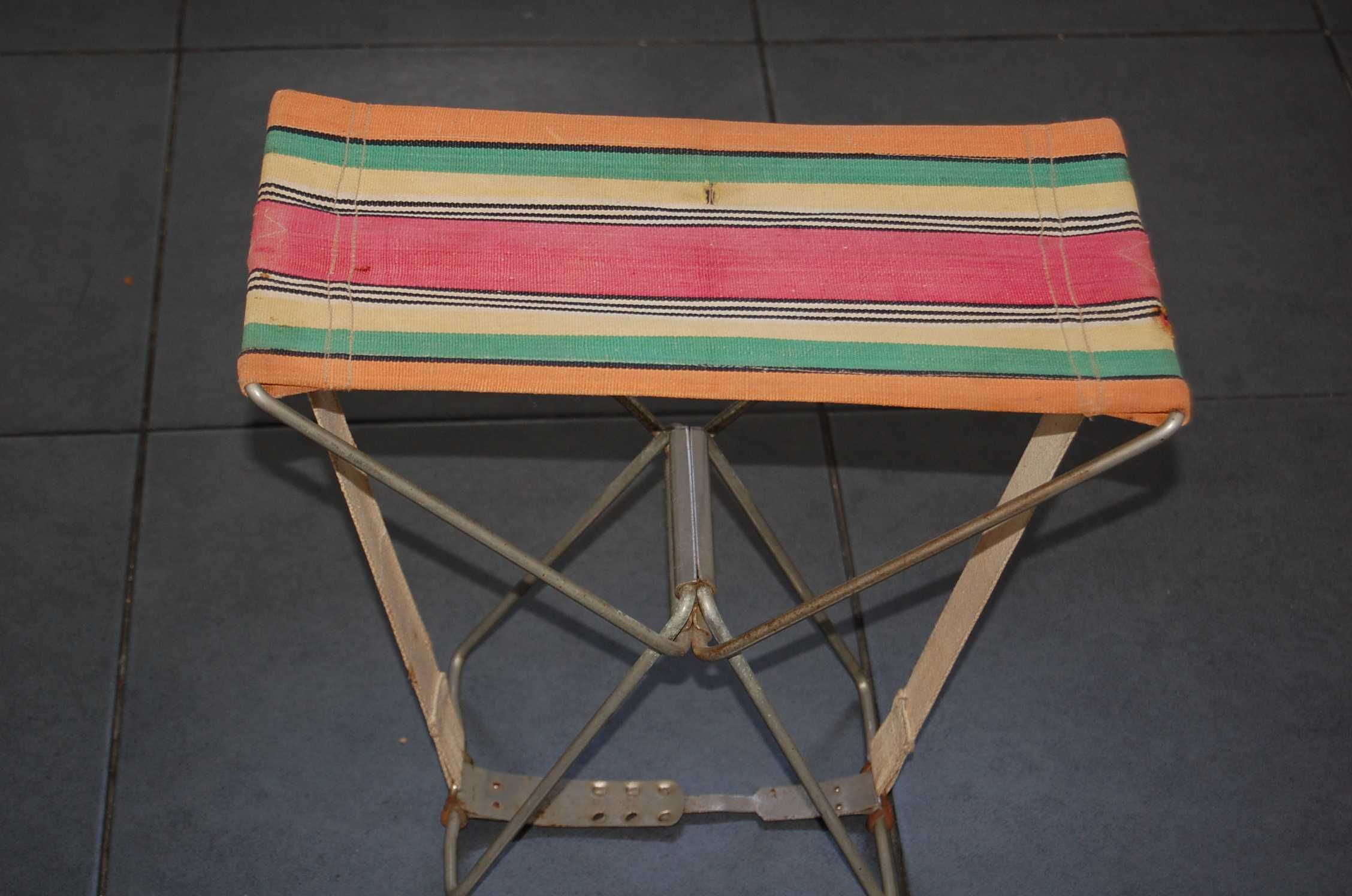 Krzesło turystyczne, składane, wędkarskie - PRL