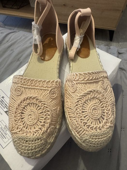Espadryle pudrowy róż