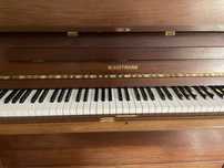Piano W.Hoffmann