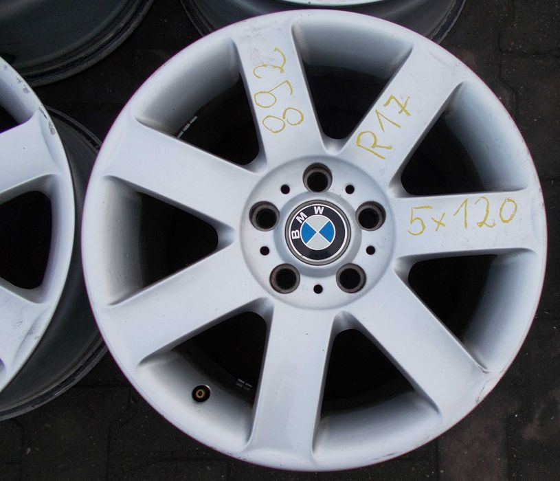 Felgi aluminiowe BMW 5x120 8Jx17 ET47 Nr.892
