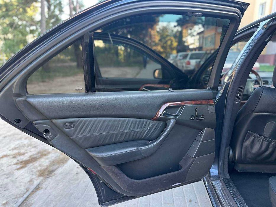 W220 цікавить обмін