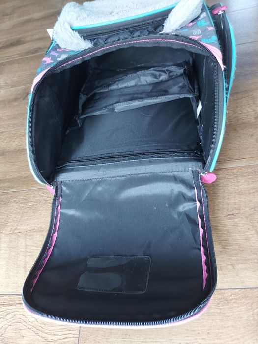 Tornister Granatowy Dziewczęcy W Pieski DERFORM Z Uszami Cleo & Frank