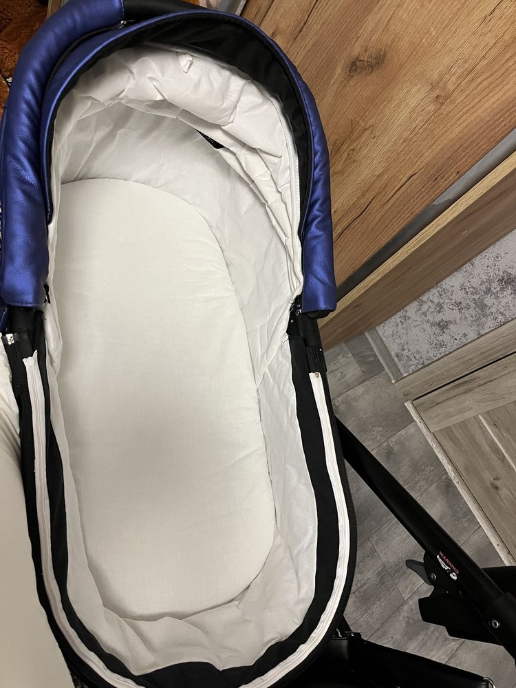 Коляска 3 в 1  Verdi dynamic 7500 + торг