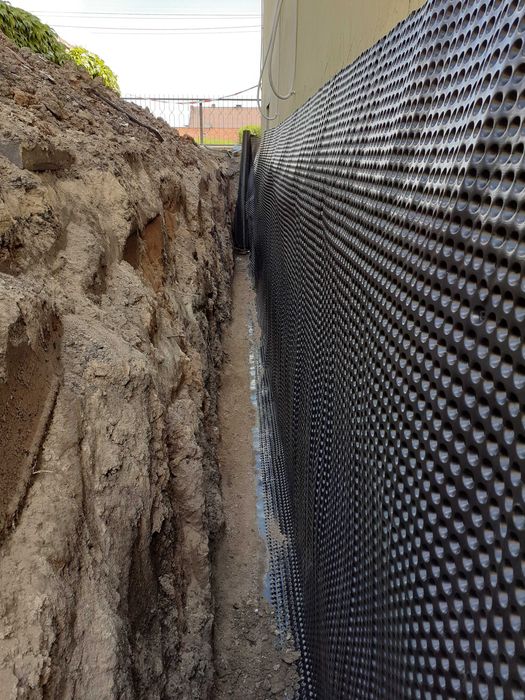 Izolacje ocieplenie fundamentów drenaż odwodnienia zbiorniki