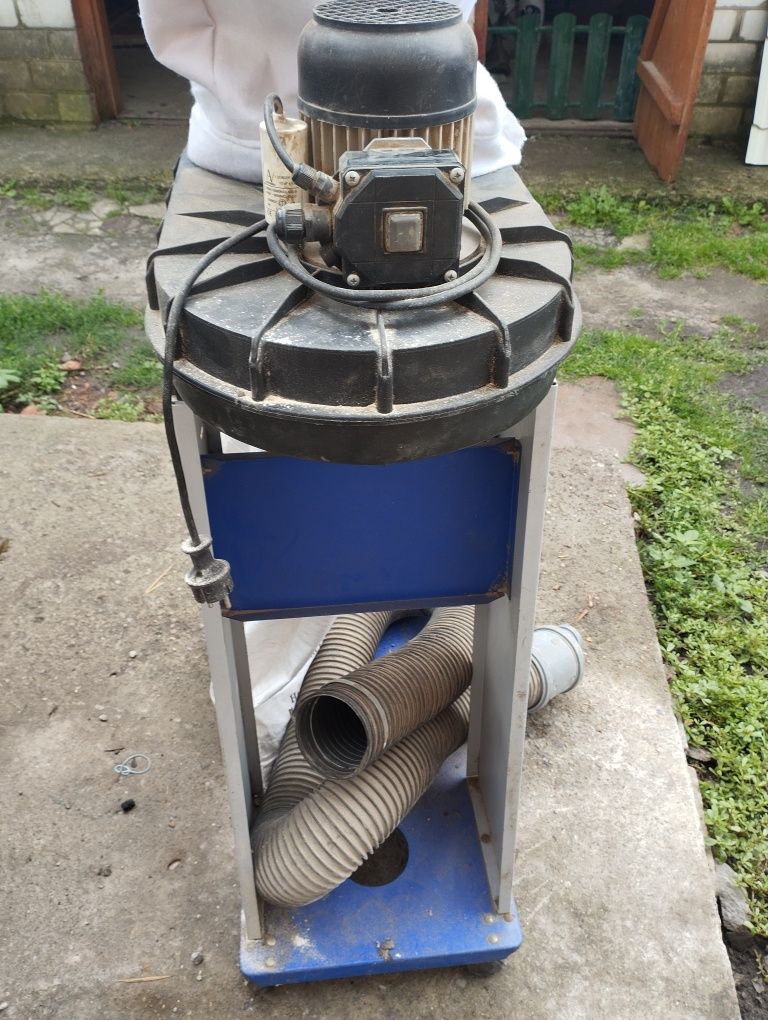 Продам стружкоотсос Metabo SPA 1100.