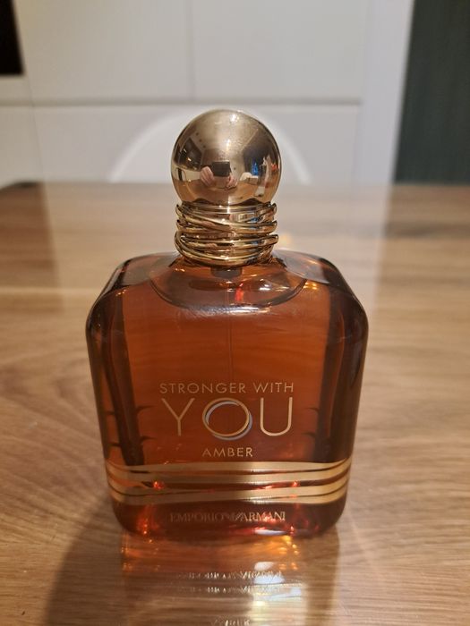 Perfum armani stronger