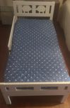 Cama de criança, com estrado e colchão