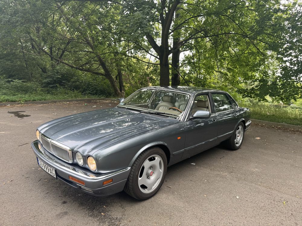 Jaguar XJ 4.0 Sovereign