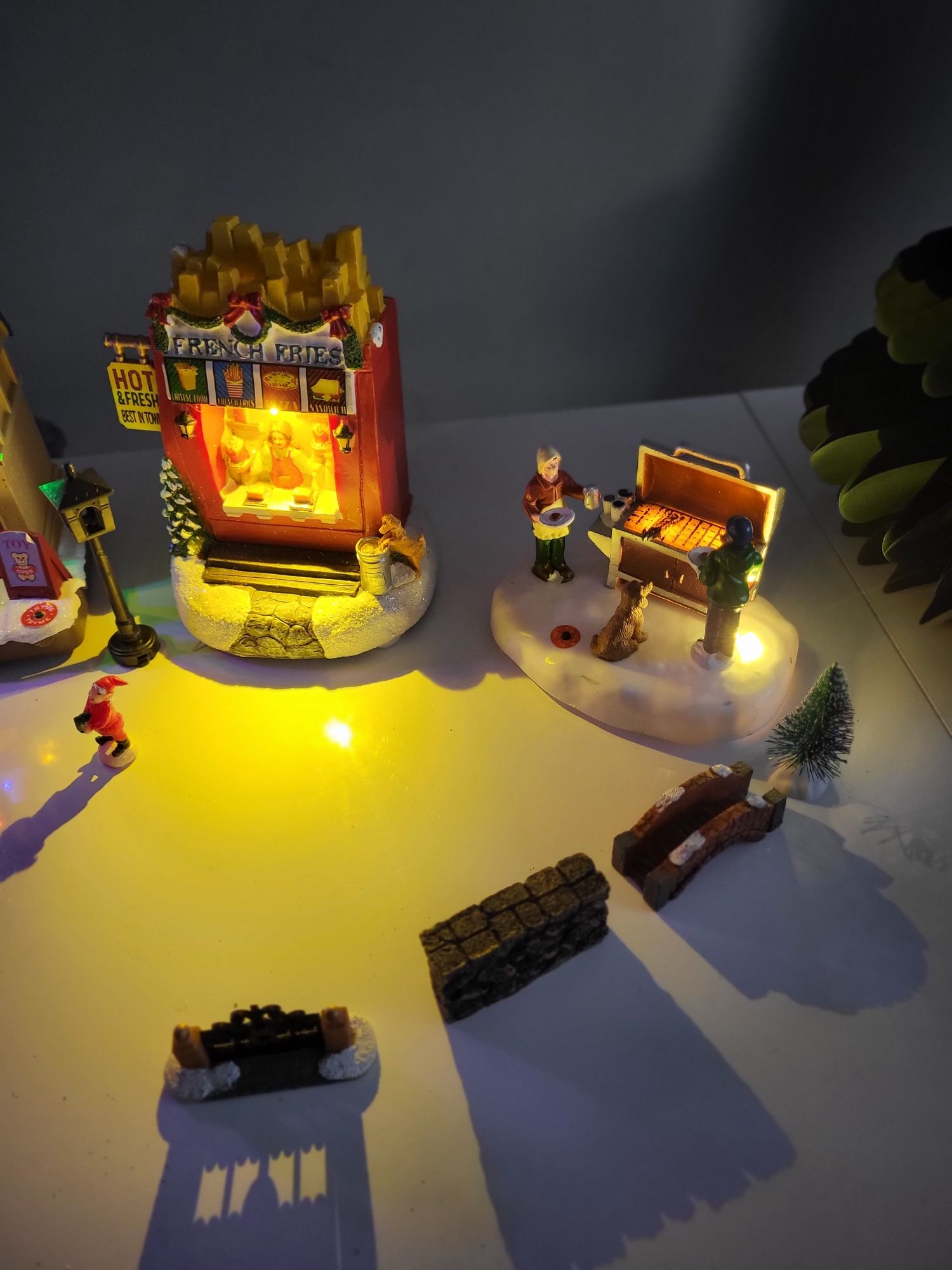 Dekoracja świąteczna miasteczko Magic Village