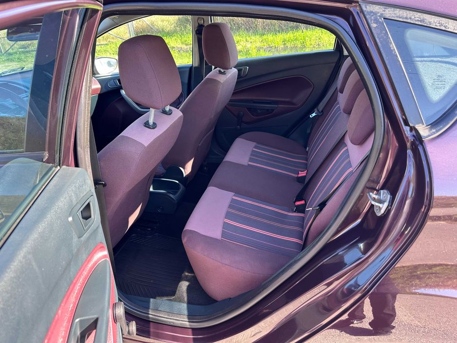 Ford Fiesta  benzyna  salon polska 127 tyś przebiegu