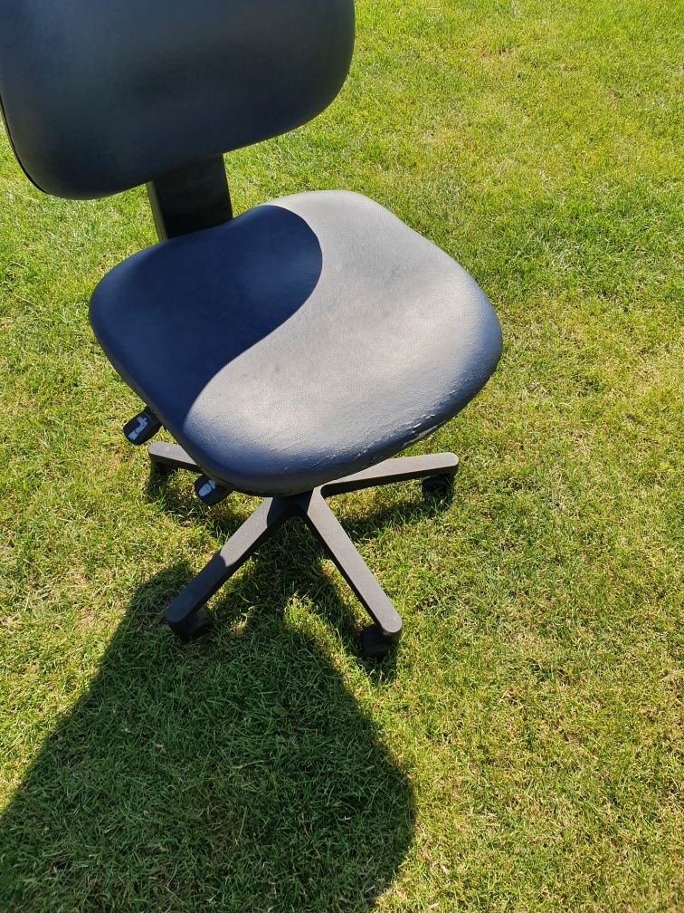 Krzesło biurowe  obrotowe