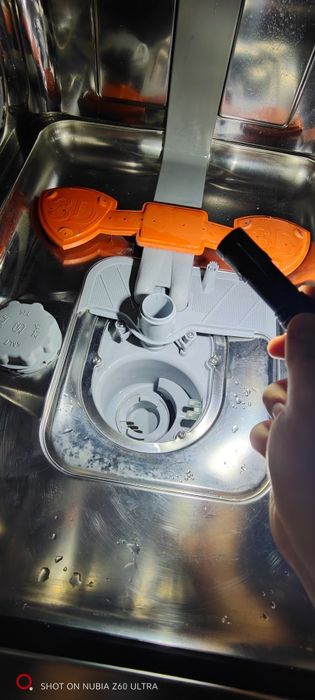 Посудомоечная машина Hotpoint Ariston 3t235wc в хорошем состоянии