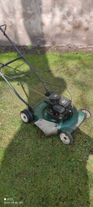 Na części: Kosiarka spalinowa z silnikiem 3,5 konia Briggs & Stratton