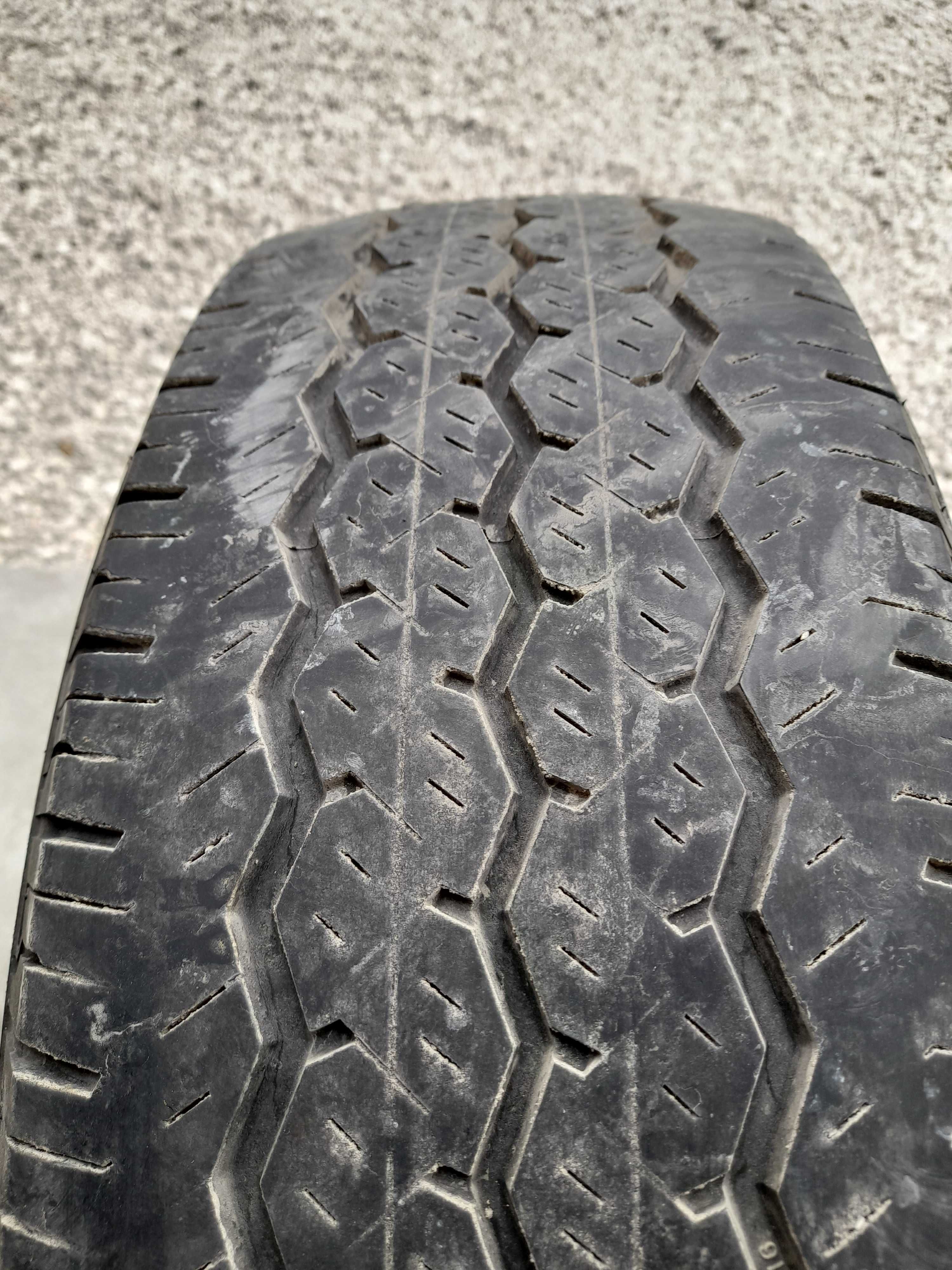 opony letnie 225/65R16 C  sprzedam