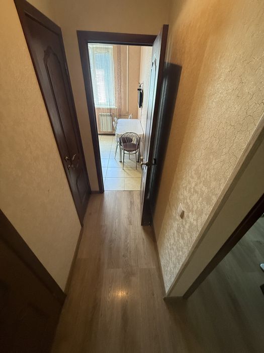 Пропоную в оренду 3 кім по Героїв України