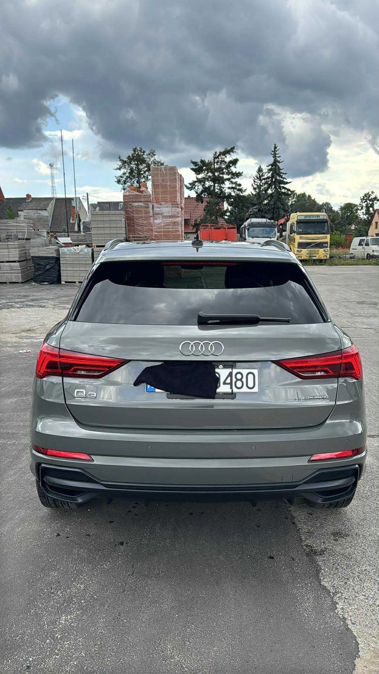 Audi Q3 Audi Q3 S-line 45 TFSI 2021r. 33000 km