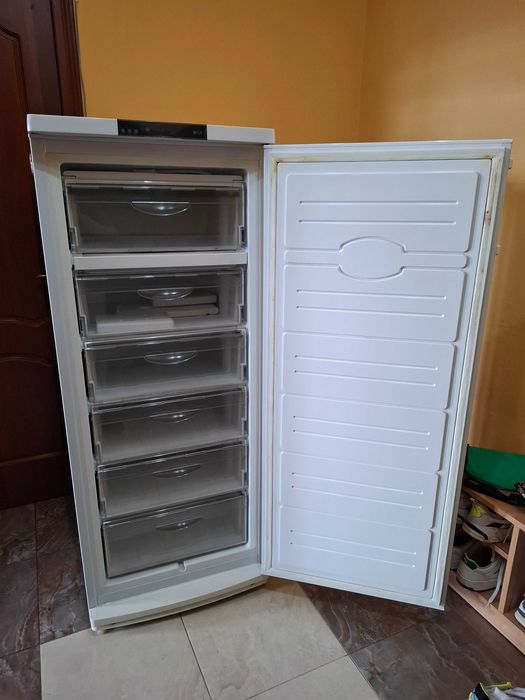 Морозильна камера ATLANT M-7103-090, 240 л