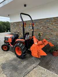 Tractor kubota B2100