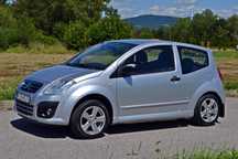 # Citroen C2 # 1.4 benzyna + gaz # 74KM # 2008/2009 # 2 kpl opon #