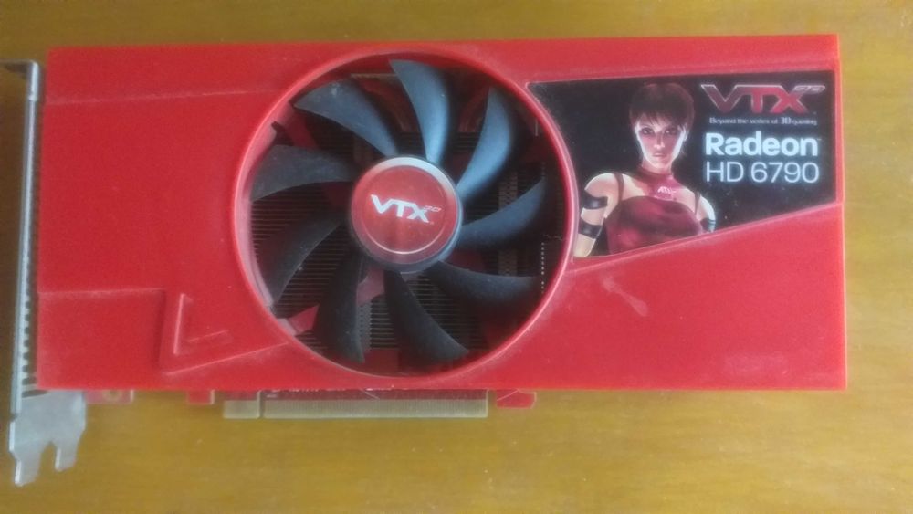 Karta graficzna Radeon HD 6790 plus zasilacz 600 W gratis