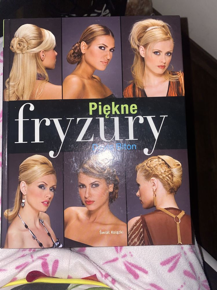 Książka "piękne fryzury"