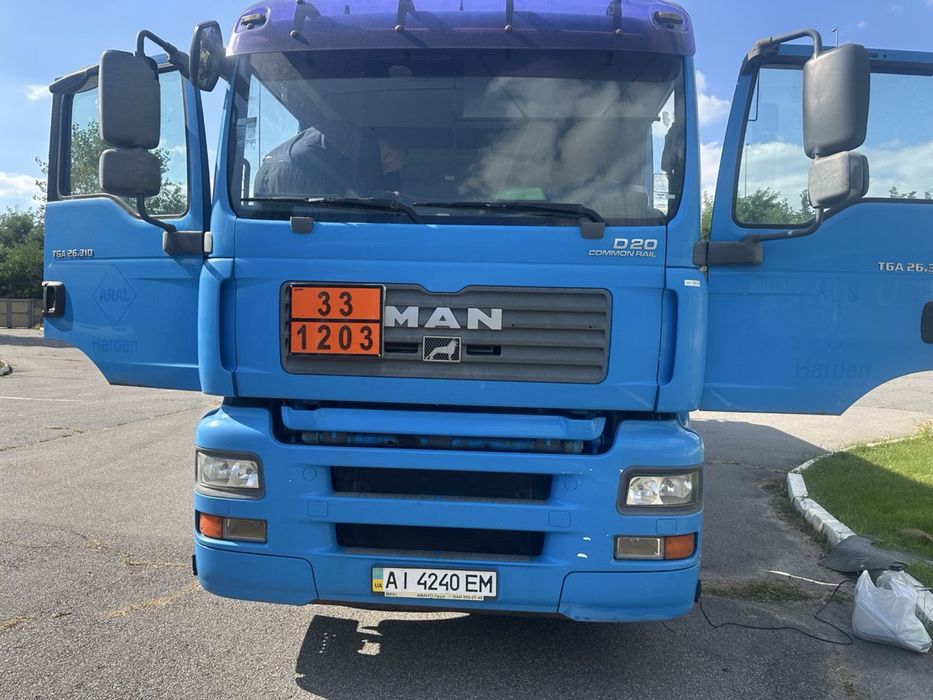 Продам бензовоз ман 18 640 кубов,3 секции