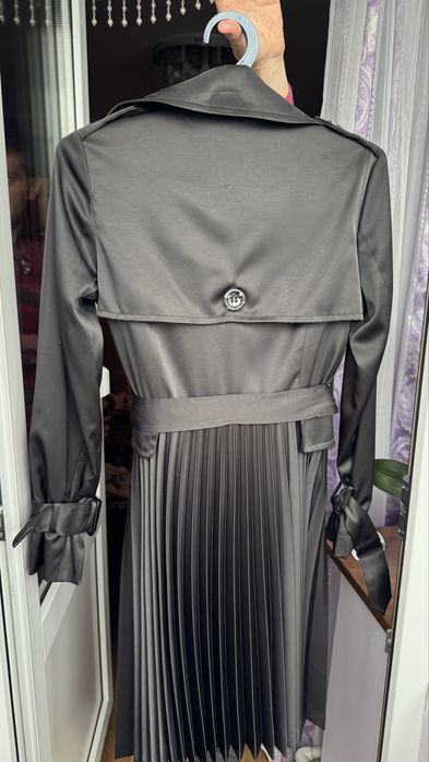 Тренч італійського виробника