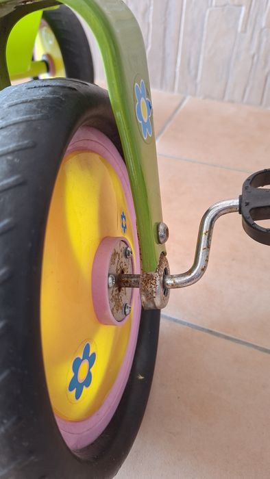 Triciclo de crianças