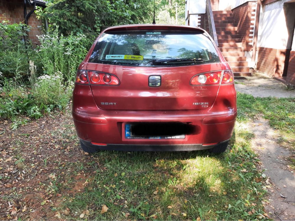 sprzedam uszkodzone auto