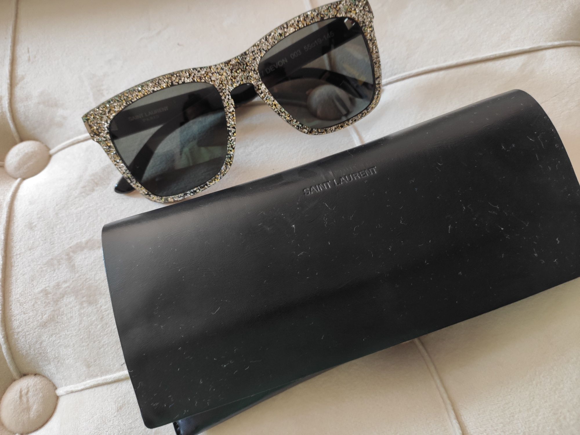 Óculos Devon Glitter de Saint Laurent