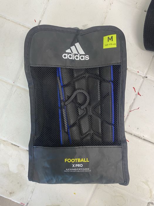 Футбольні щитки ADIDAS
