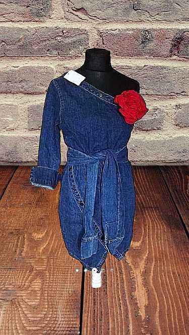 sukienka na jedno ramię jeans
