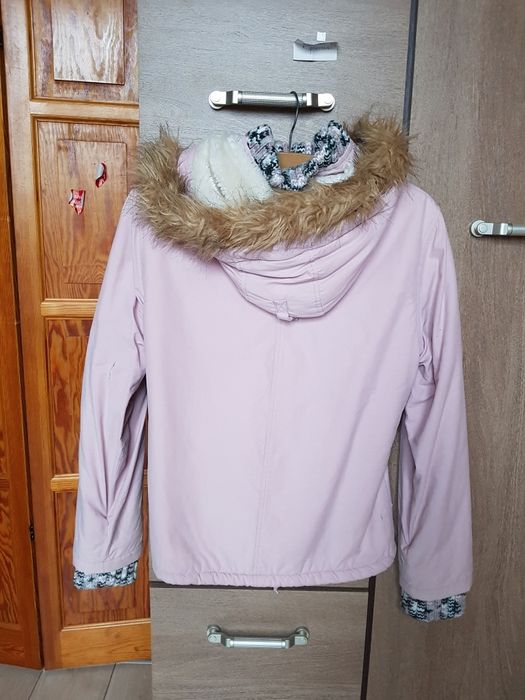 Damska kurtka zimowa różowa