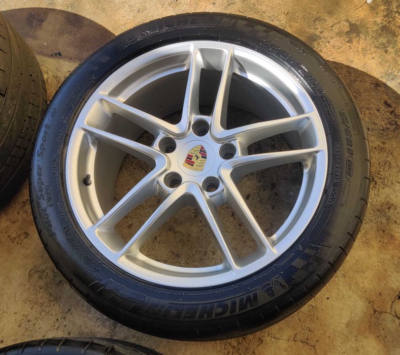 4 Jantes 19 polegadas originais Porsche + 4 Pneus
