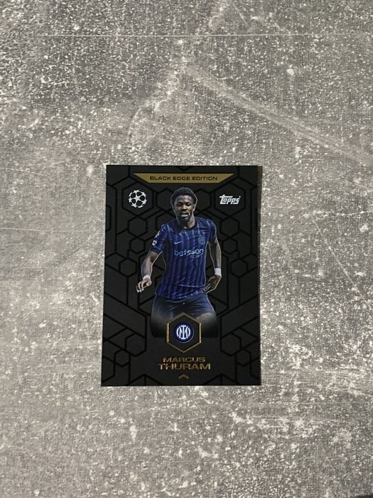 Karta Topps Match ATTAX 2025/26 Black Edge Thuram