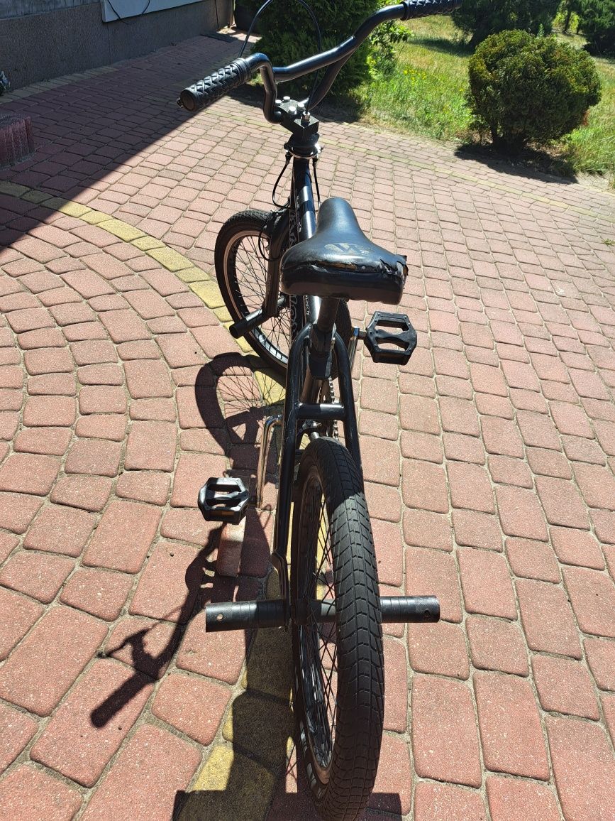 Rower BMX 20 plus 4szt.pegi