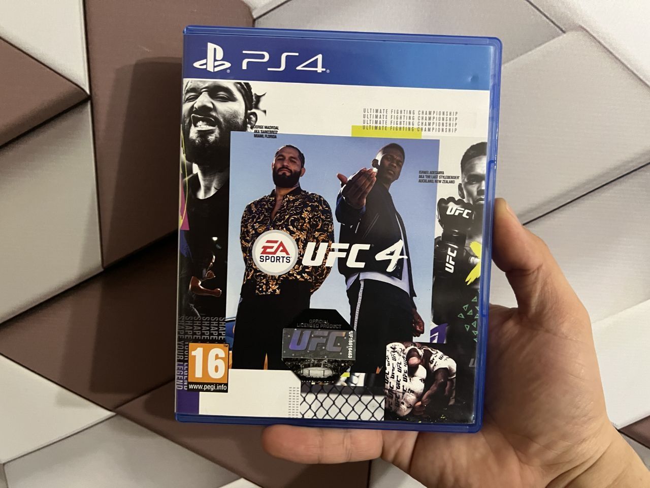 Диск UFC 4 (ММА) на Playstation 4 (PS4)