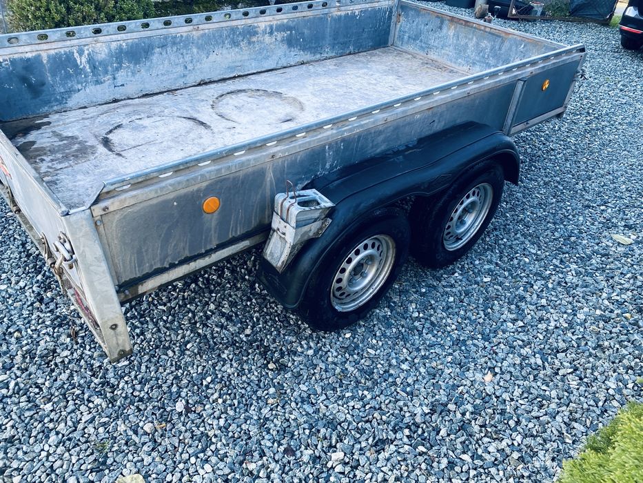 BOECKMANN Przyczepka samochodowa/ ciezarowa 3000DMC dwuosiowa