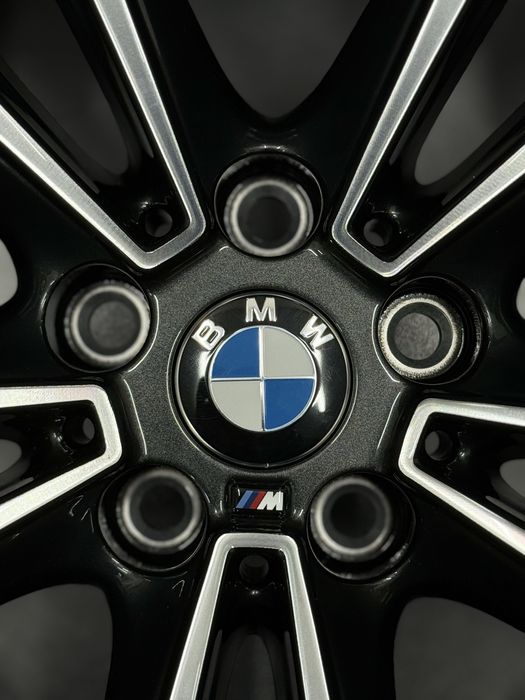 Нові диски Bmw 5 G30 G60 7 G11 G70 6 G32 647M Бмв Г30 Г60 Г11 19 R19