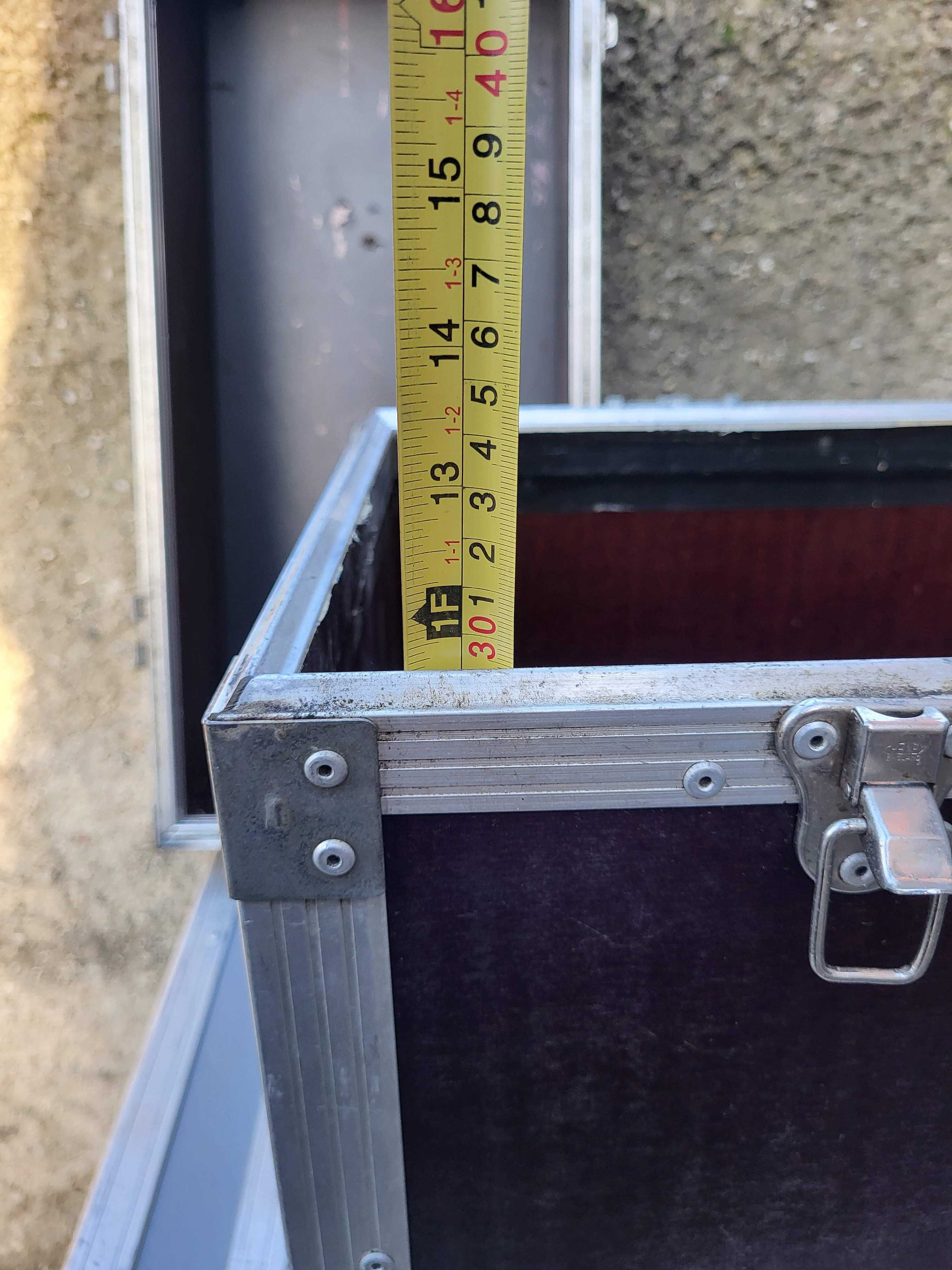 58x25x43 CASE walizka kufer